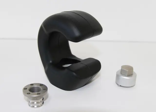 運動用義手(鉄棒用 Hamo)